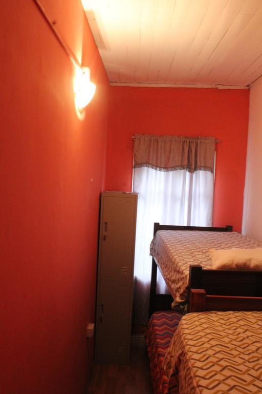 סנטיאגו Hostal Barrio Brasil מראה חיצוני תמונה